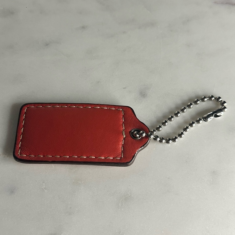 COACH Red XL Leather Keychain - circa 2010 - Picture 4 of 8